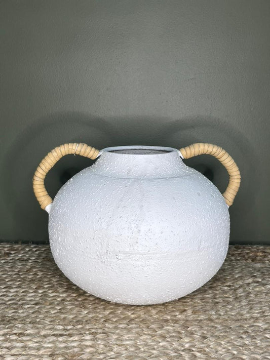 Jar en métal bombée